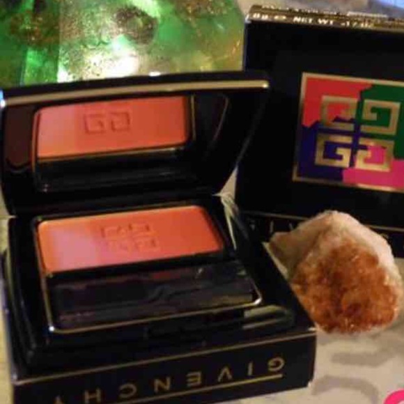 Brand new authentic Givenchy Blush #4 Coral - Picture 2 of 3
